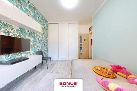 Apartament z ogródkiem i parkingiem os. Poziomkowe