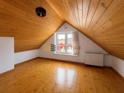 Dom 240m2, 8 pokoi, Zacisze