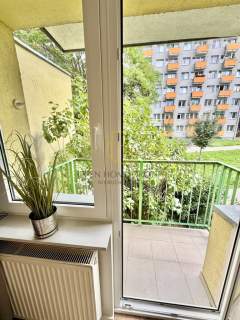 Top-Grabiszyńska-kawalerka-balkon-piwnica-po remoncie