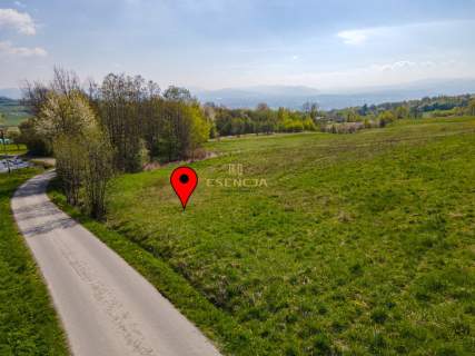 Działka budowlana z widokiem na Nowy Sącz i góry