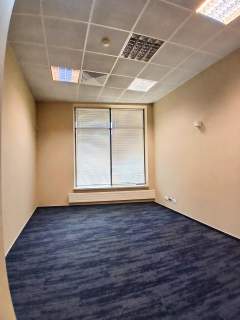 Do wynajęcia lokal handlowo-usługowy 114 m