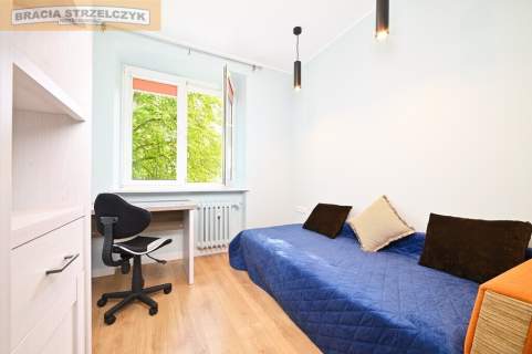 Ursus. 2 pokoje. Kuchnia osobno. Stacja PKP 750m