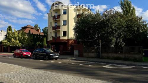 4 pokoje możliwe 2 łazienki i 2 balkony