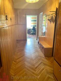 3 pokoje,80 m2-obok Galerii Kazimierz, garaż