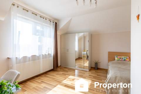 Dom z 2 niezależnymi lokalami 185m Pabianice