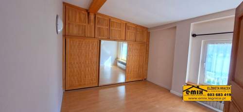 Dom szeregowy w Świerzawie - garaż, ogródek, balkon, ładny