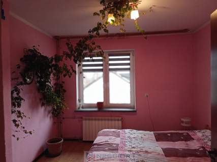 Malowniczy dom na wsi z dużą działką wśród zieleni