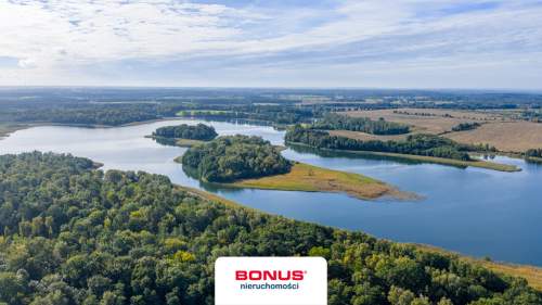 Własna linia brzegowa. Prywatny las. Jezioro.