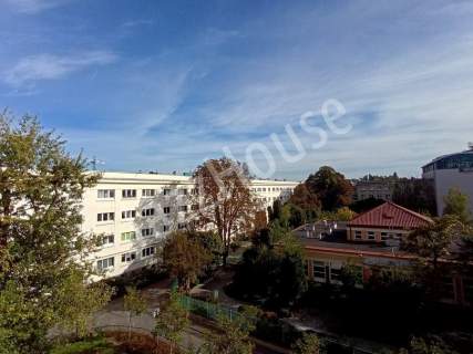2 pokoje oddzielna Kuchnia w Śródmieściu, ciche