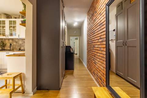 Przestronne 2 pokoje na Stokach 61,59m2, 1 piętro, duża piwnica