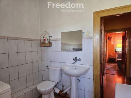 Mieszkanie 3 pokoje 2 garaże duży ogród