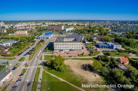 Na sprzedaż budynek biurowy przy DK8