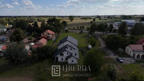 BUDYNEK PRODUKCYJNO-USŁUGOWY GARBÓW 670 M