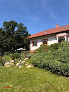 Dom przy lesie 2728 m zieleni Brachlewo 950 m jezioro