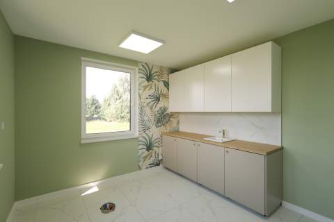 Gabinet 13,0m2 w nowej przychodni w Nadolicach Wielkich