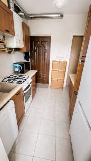 2pok os.kuchnia piwnica 8m2 ogrodek 70m2 parking