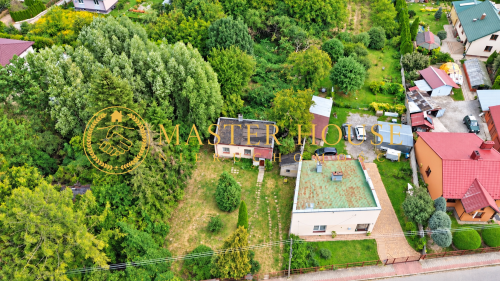 Dom z dużą działką 1900 m i mediami Szewna koło Ostrowca