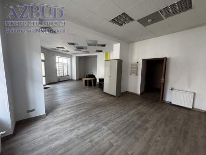 Nieruchomość komercyjna na sprzedaż, 360 m2, Gniezno