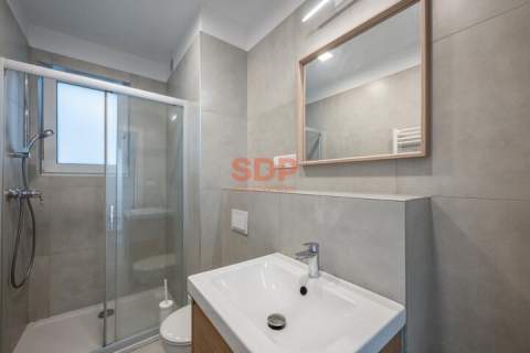 4 - pokojowe mieszkanie 102 m2 z tarasem 10m2