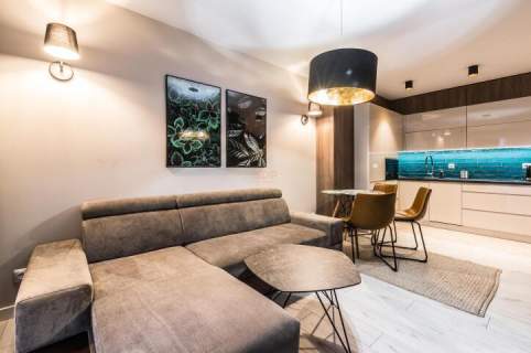 Stare Miasto - 2pok w stylowej oficynie 41m2