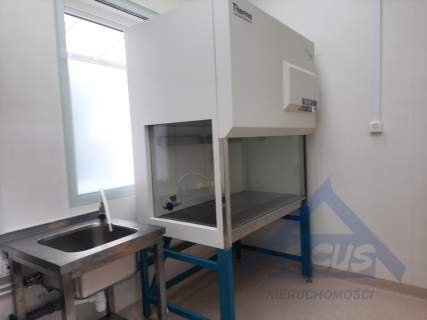 LOKAL NA LABORATORIUM I BIURO