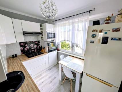 3 pokoje 61 m umeblowane po remoncie