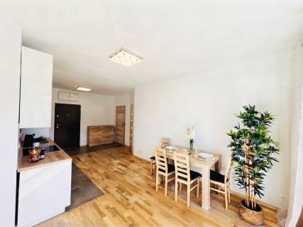 CENTRUM I 2 POKOJE GARAŻ DUŻY BALKON 2018