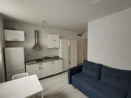 JEDNOPOKOJOWE MIESZKANIE - UL. STROMA - 17,50 M2