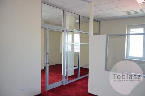 Biura 140 m2 plus magazyn