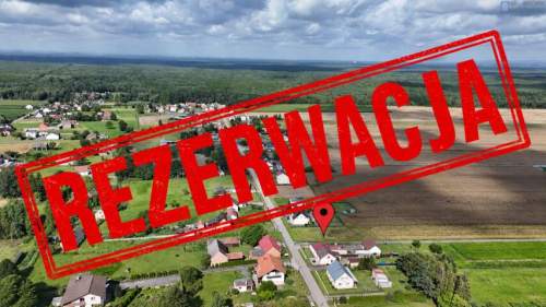 900m2 blisko lasy woda prąd w granicy prostokąt