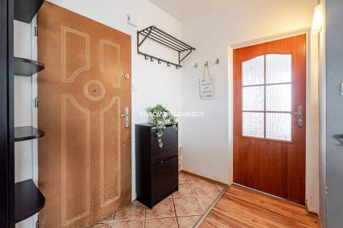 3pok.z potencjałem, balkon, tramwaj, Mistrzejowice