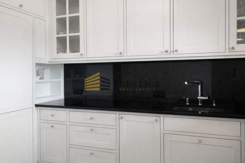 Luksusowy 4-pokojowy apartament na 12 piętrze