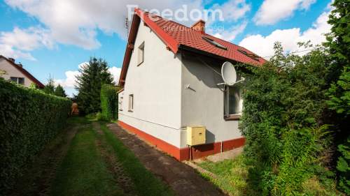 Dom z budynkiem gospodarczym na działce 1 113 m2