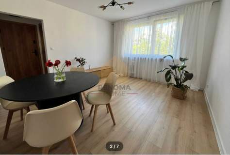 Komfortowe 3 pokoje po remoncie balkon