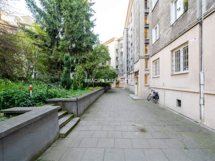 2 pokoje 2 min od Galerii Kazimierz Grzegórzki