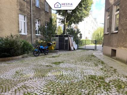 Kawalerka na parterze przy Urzędzie Miasta