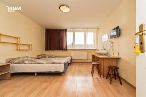 Obiekt inwestycyjny 2022 m HOTEL 73 POKOJE
