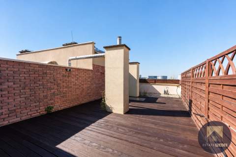 Penthouse z tarasem 57m2 3 balkony sauna i jacuzzi