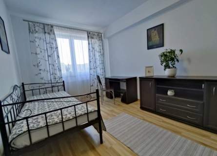 61 m 2 pokoje balkon Reduta