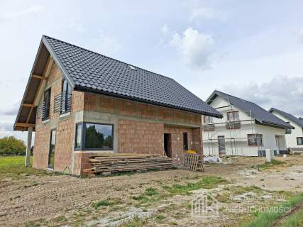 Kłaj nowy dom wolnostojący, pow. 130m2 kanalizacja