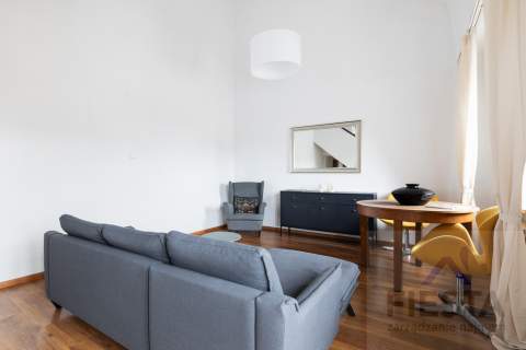 Warszawa ul.Targowa dwupoziomowy apartament
