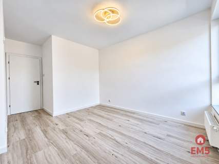 Mieszkanie 80 m 4 pokoje Duży balkon
