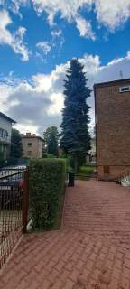Zamieszkaj blisko centrum w spokojnym miejscu.