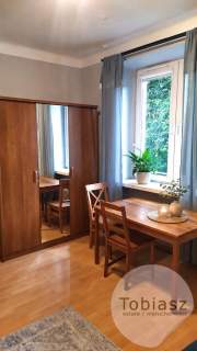 2 osobne pokoje/36 m /tramwaj/ 10 min Pl.Centralny