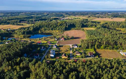 Działka budowlana w otoczeniu lasów na Kaszubach