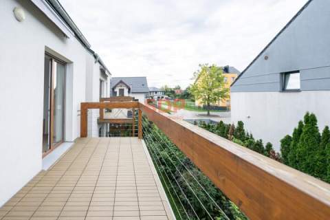 4 - pokojowe mieszkanie 102 m2 z tarasem 10m2