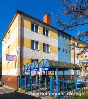 Budynek biurowy na dużej działce w centrum miasta