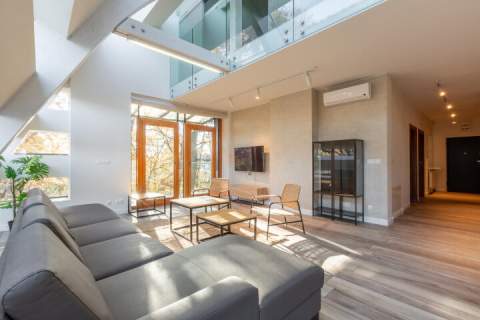 Dwupoziomowy apartament Garaż Klimatyzacja Zieleń