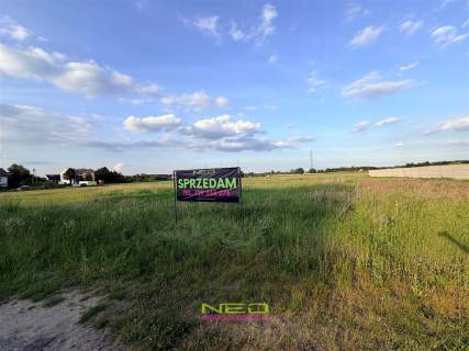 Działka budowlana z mediami - Centrum Miedźna