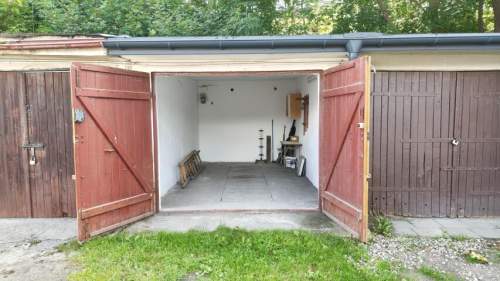 Murowany garaż z kanałem, 17.6 m2 - Ełk, ul. Piękna